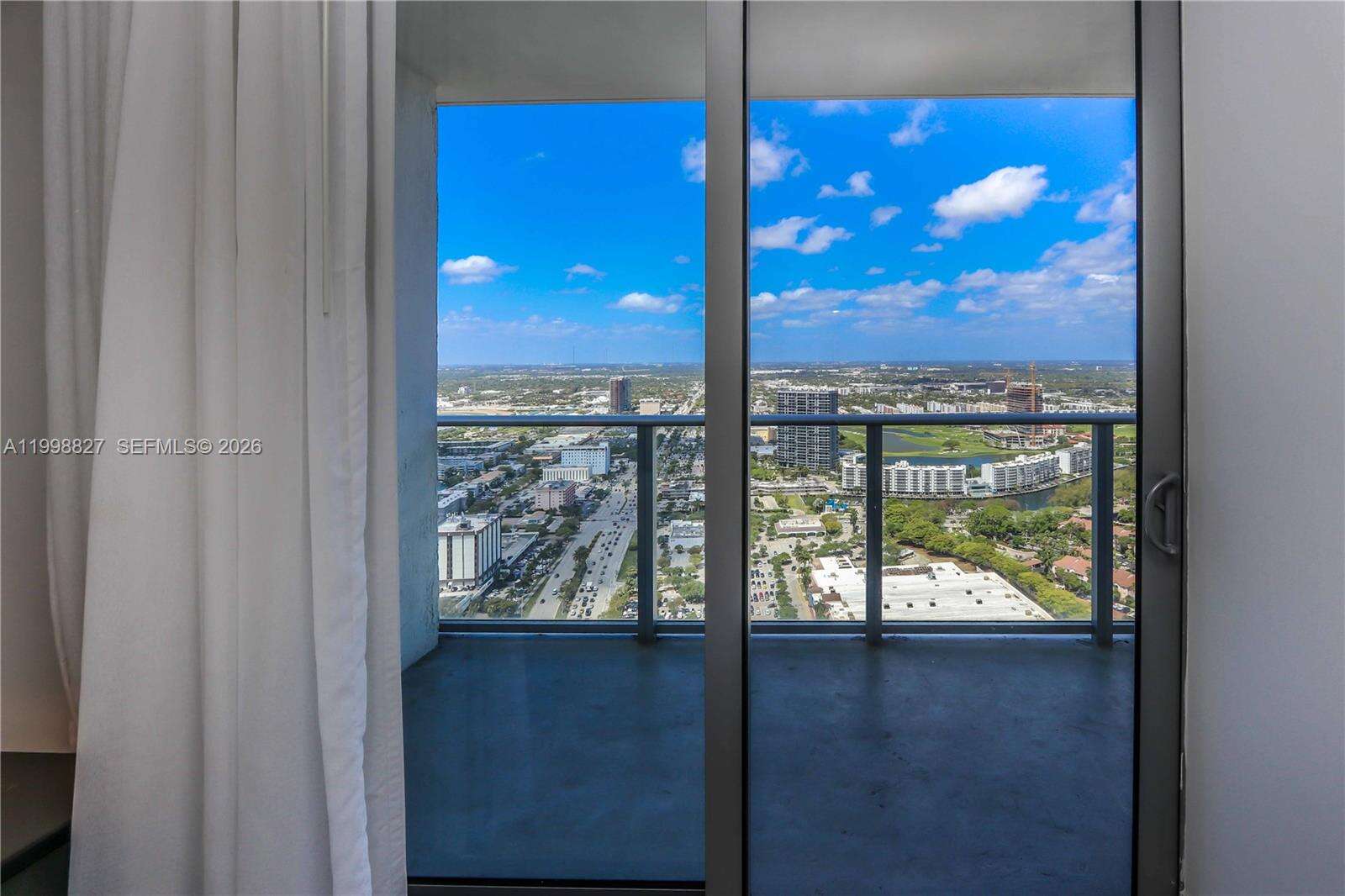 Hyde Beach House at 4010 Ocean Dr, Hollywood, FL 33019 - For Sale photo 22