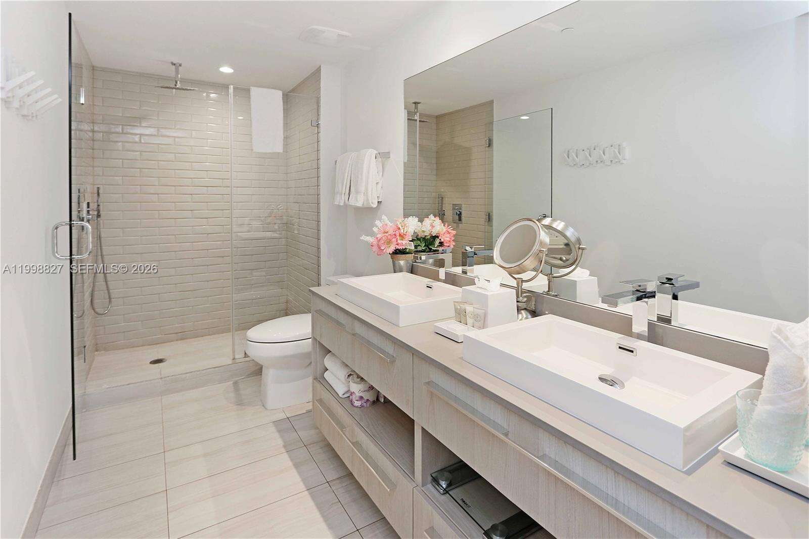 Hyde Beach House at 4010 Ocean Dr, Hollywood, FL 33019 - For Sale photo 23