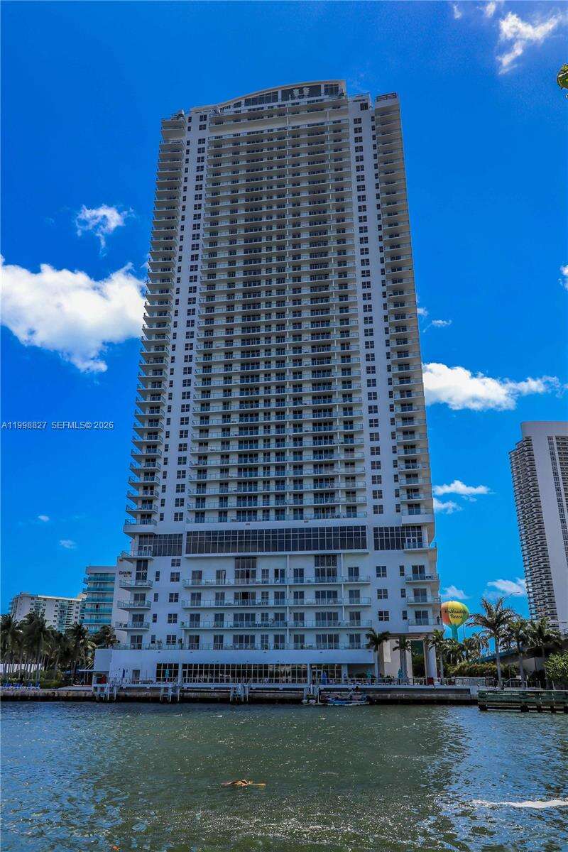 Hyde Beach House at 4010 Ocean Dr, Hollywood, FL 33019 - For Sale photo 33