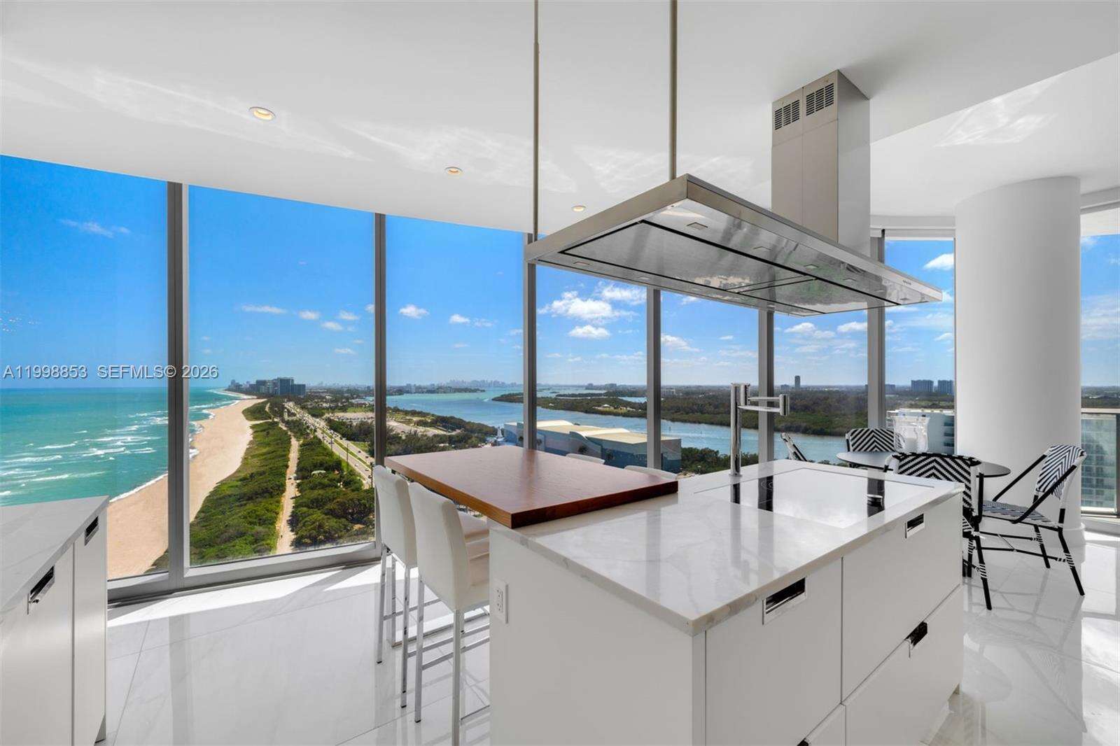15701 COLLINS - 15701 Collins Ave, Sunny Isles Beach, FL 33160 | Picture 8