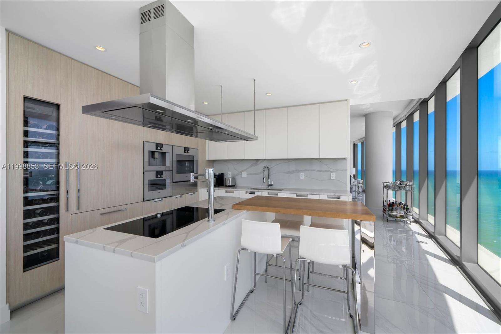 15701 COLLINS - 15701 Collins Ave, Sunny Isles Beach, FL 33160 | Picture 9
