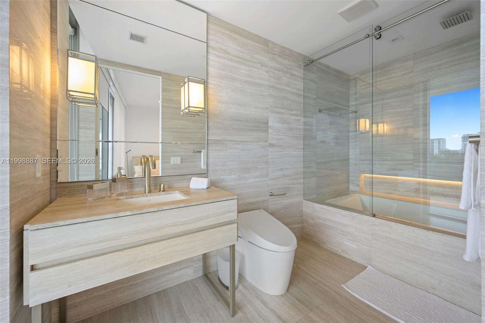 18975 COLLINS - 18975 Collins Ave, Sunny Isles Beach, FL 33160 | Picture 21