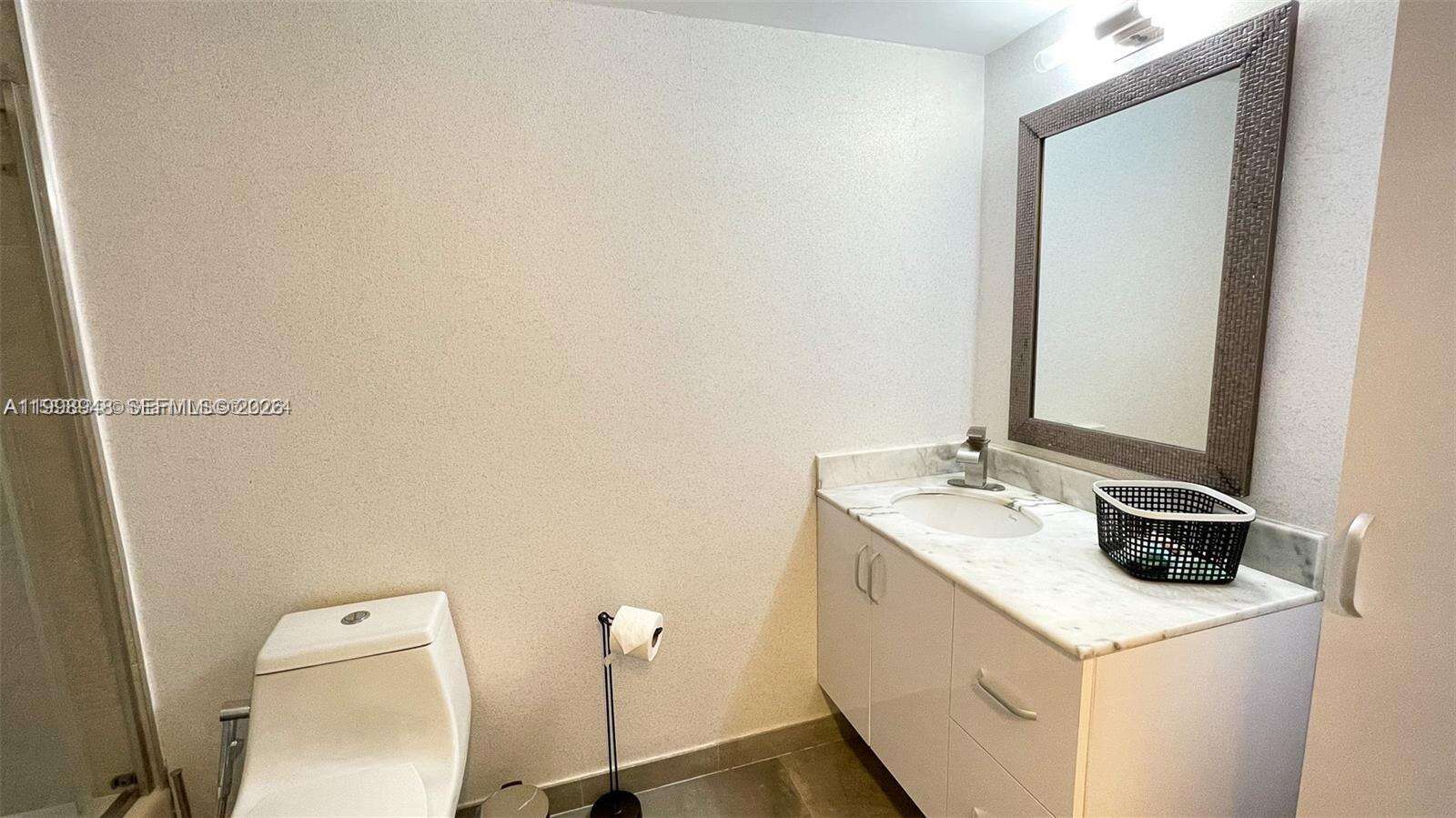 The Club At Brickell Bay at 1200 Brickell Bay Dr, Miami, FL 33131 - For Sale photo 5