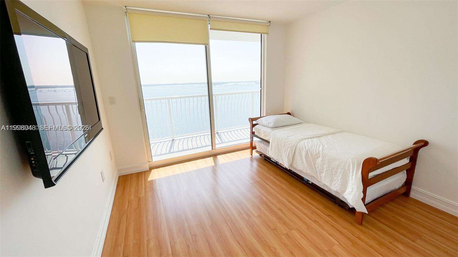 The Club At Brickell Bay at 1200 Brickell Bay Dr, Miami, FL 33131 - For Sale photo 10