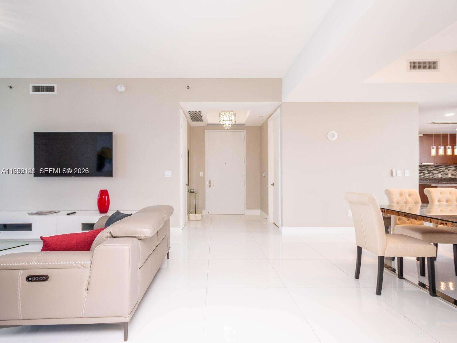 Trump Tower 2 at 15901 Collins Ave, Sunny Isles Beach, FL 33160 - For Sale photo 30