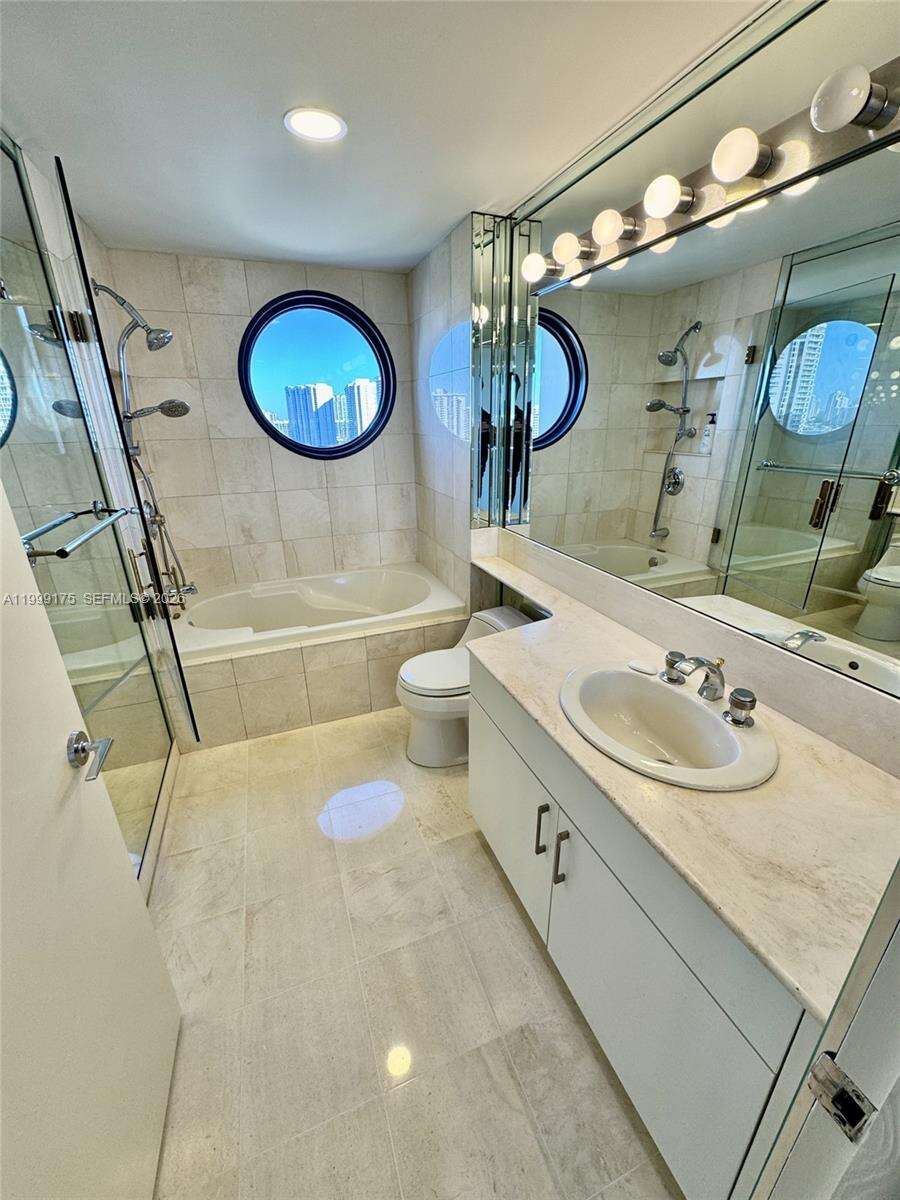 2000 Williams Island at 2000 Island Blvd, Aventura, FL 33160 - For Sale photo 15