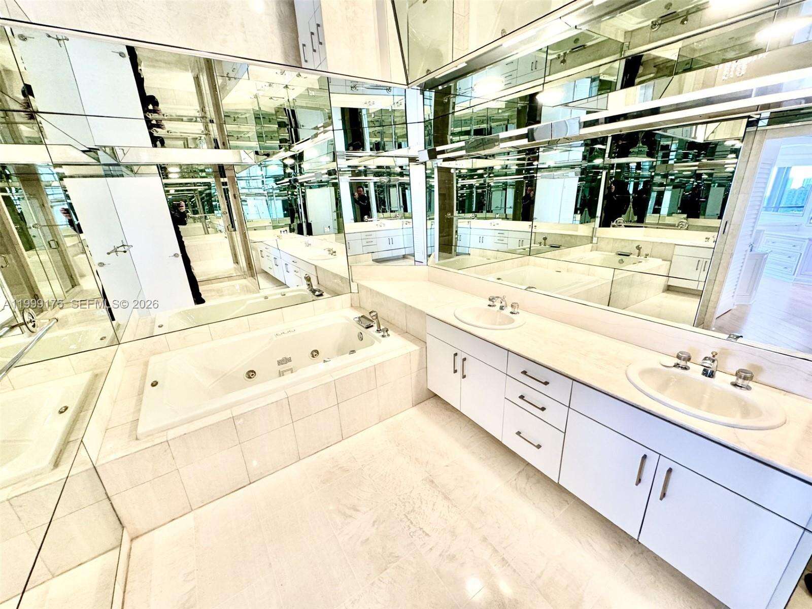 2000 Williams Island at 2000 Island Blvd, Aventura, FL 33160 - For Sale photo 28