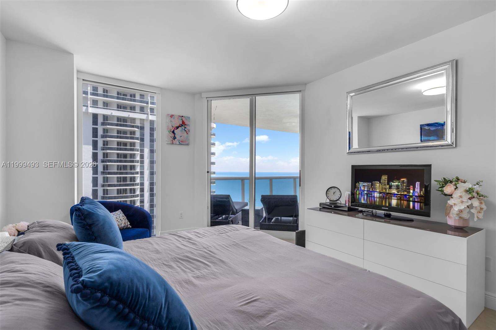 GREEN DIAMOND - 4775 Collins Ave, Miami Beach, FL 33140 | Picture 12
