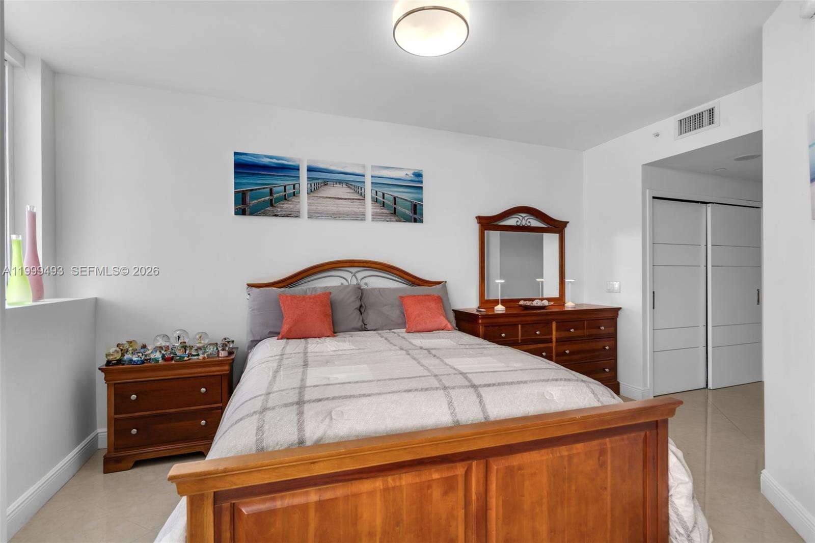 GREEN DIAMOND - 4775 Collins Ave, Miami Beach, FL 33140 | Picture 18