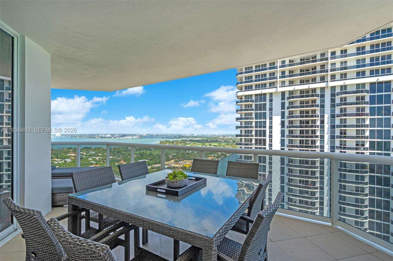 GREEN DIAMOND - 4775 Collins Ave, Miami Beach, FL 33140 | Picture 23