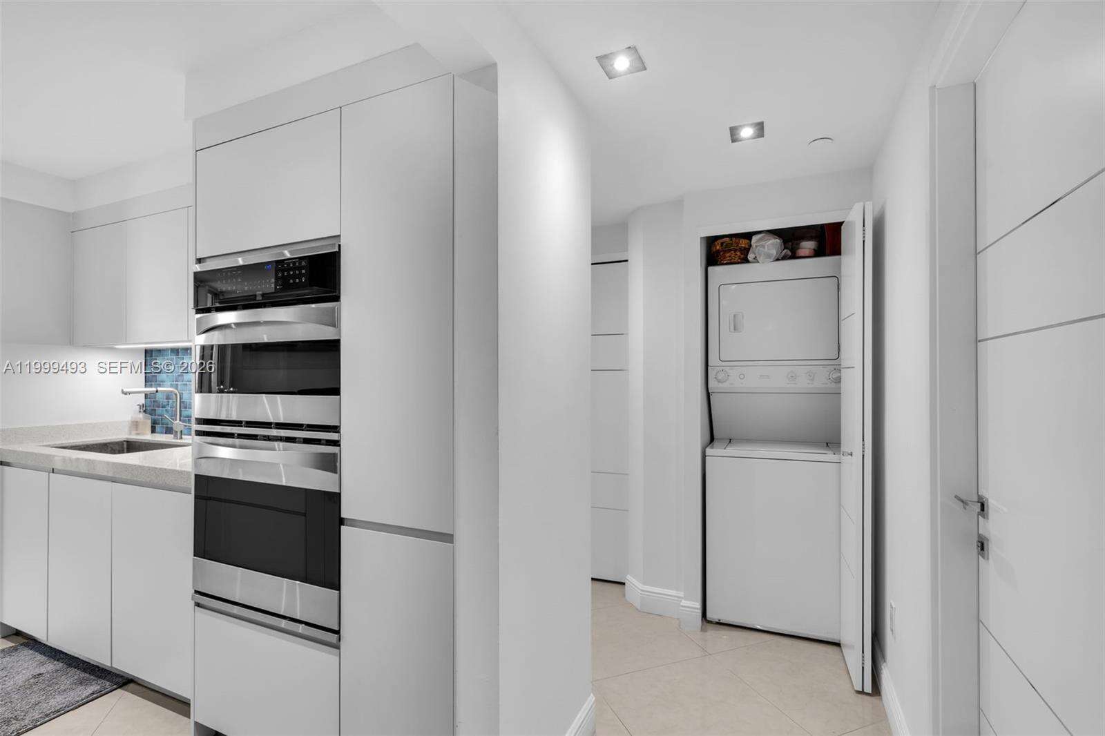 GREEN DIAMOND - 4775 Collins Ave, Miami Beach, FL 33140 | Picture 9