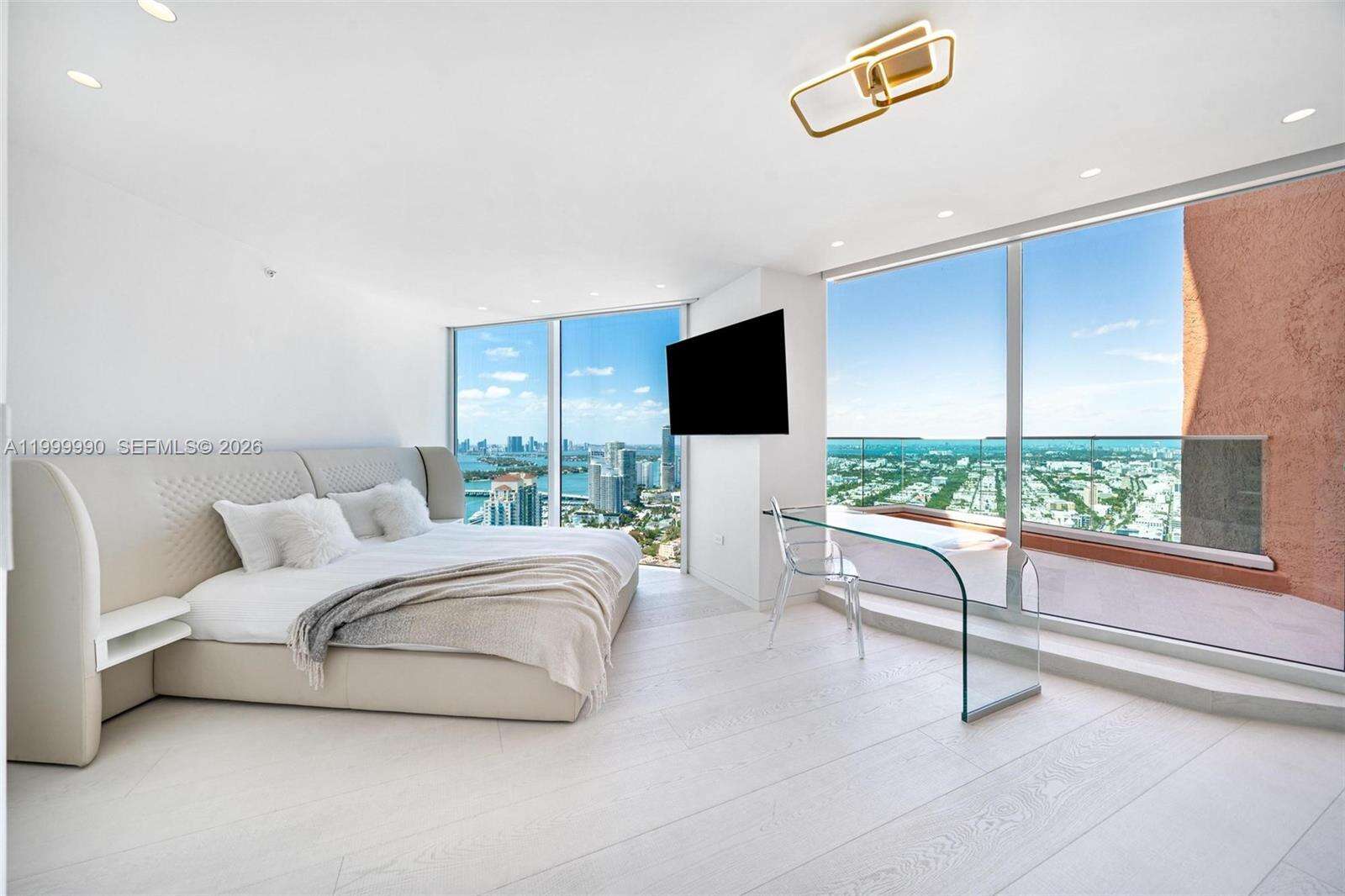 Portofino Tower at 300 Pointe Dr, Miami Beach, FL 33139 - For Sale photo 37