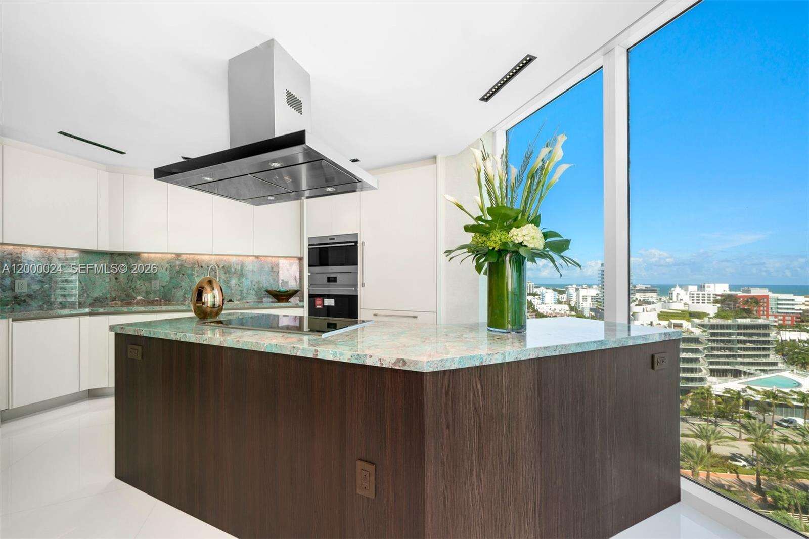 PORTOFINO TOWER - 300 Pointe Dr, Miami Beach, FL 33139 | Picture 11