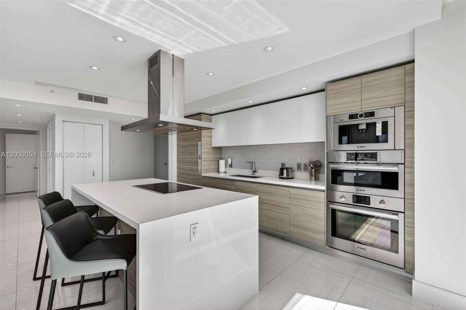 PARQUE TOWERS - 300 Sunny Isles Blvd, Sunny Isles Beach, FL 33160 | Picture 16