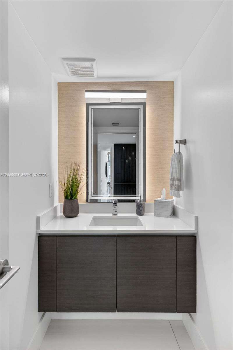 PARQUE TOWERS - 300 Sunny Isles Blvd, Sunny Isles Beach, FL 33160 | Picture 28