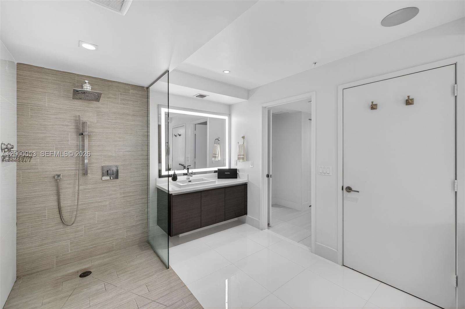 PARQUE TOWERS - 300 Sunny Isles Blvd, Sunny Isles Beach, FL 33160 | Picture 46