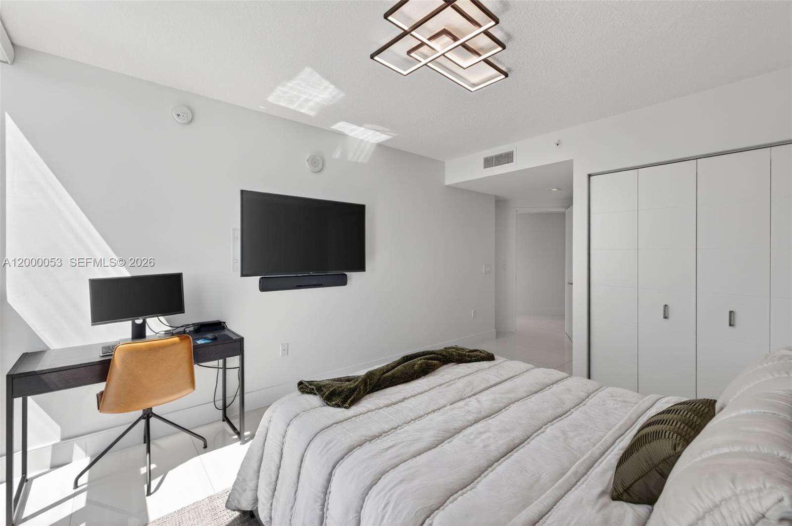 PARQUE TOWERS - 300 Sunny Isles Blvd, Sunny Isles Beach, FL 33160 | Picture 56