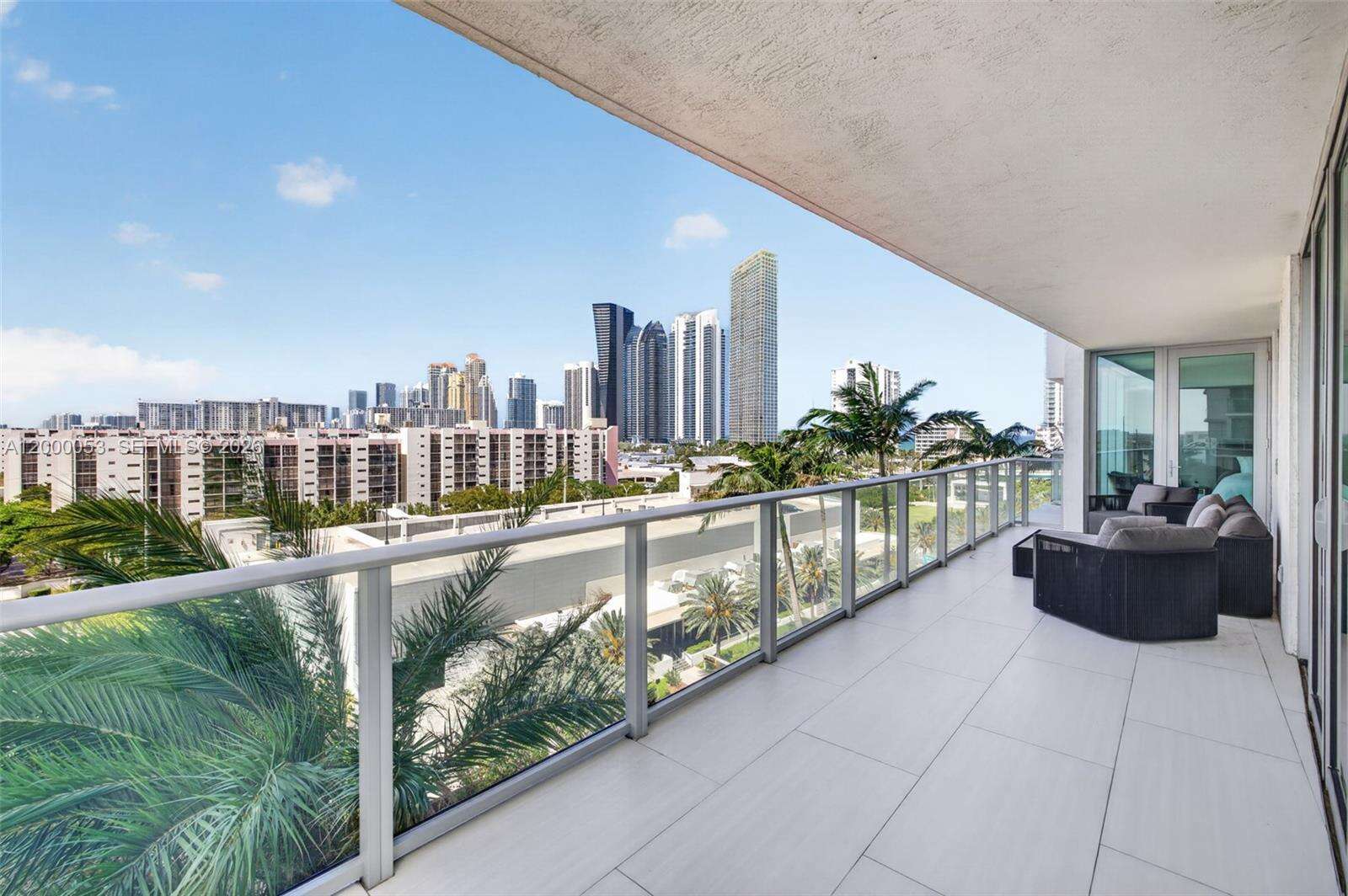 PARQUE TOWERS - 300 Sunny Isles Blvd, Sunny Isles Beach, FL 33160 | Picture 10
