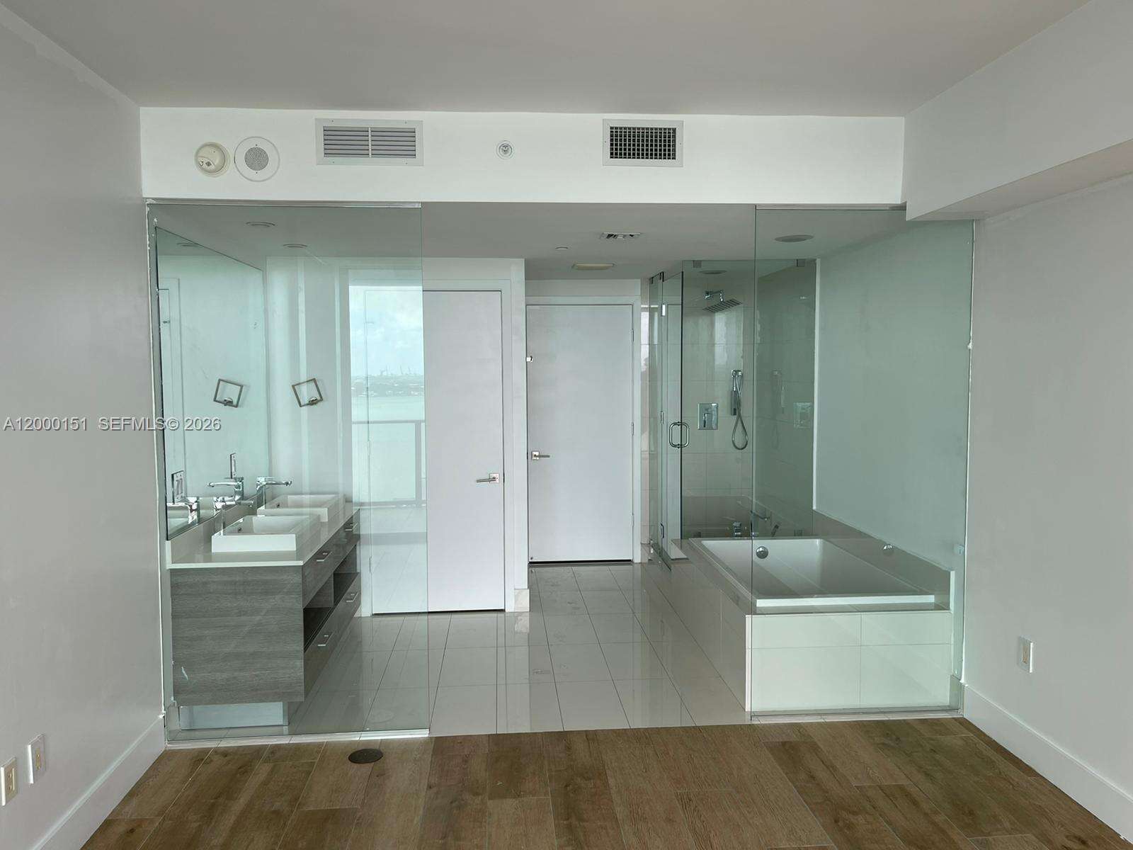 Paraiso Bay at 650 32 St, Miami, FL 33137 - For Sale photo 10