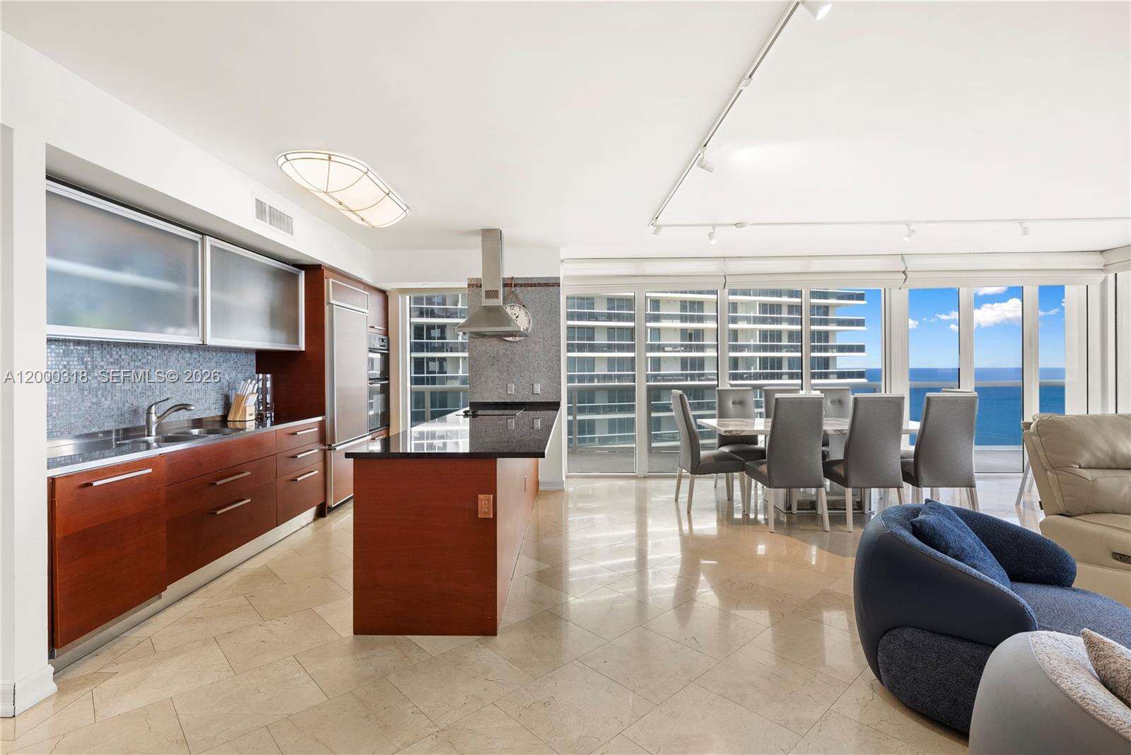 THE BEACH CLUB - 1850 Ocean Dr, Hallandale Beach, FL 33009 | Picture 9