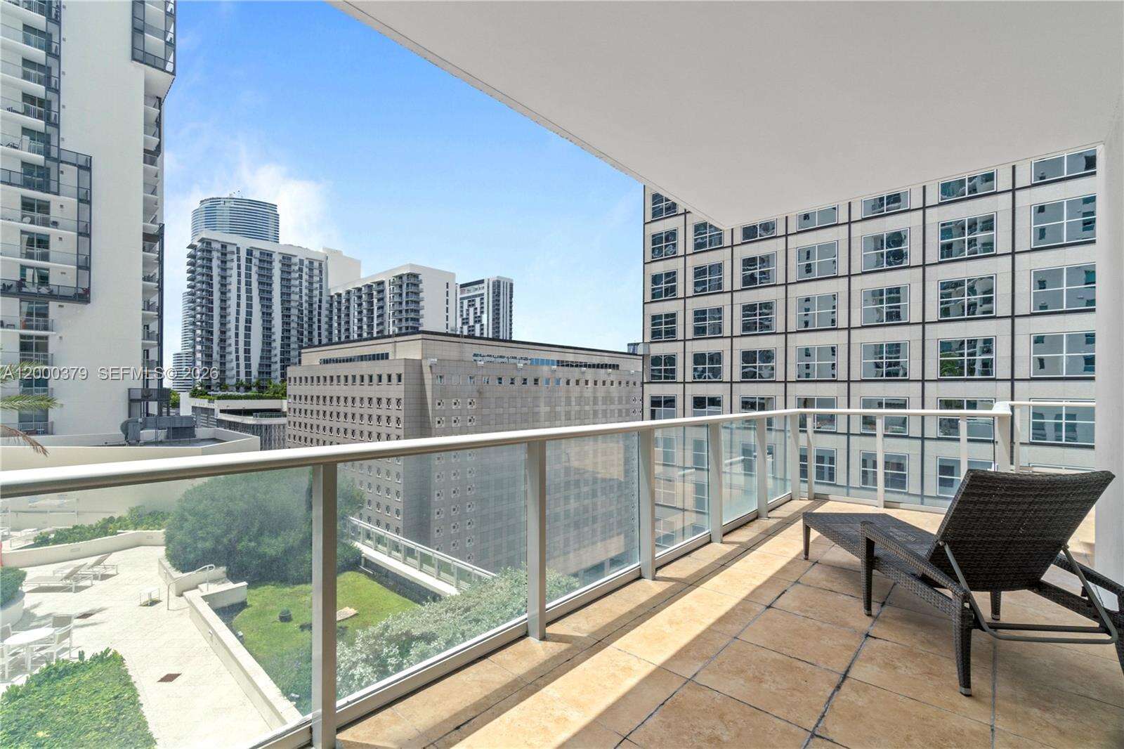 Met 1 at 300 Biscayne Blvd, Miami, FL 33131 - For Sale photo 20