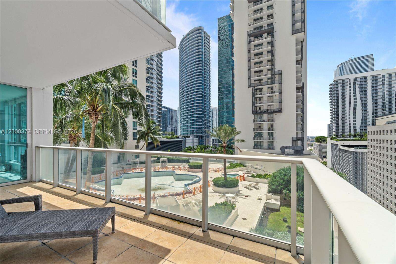 Met 1 at 300 Biscayne Blvd, Miami, FL 33131 - For Sale photo 21