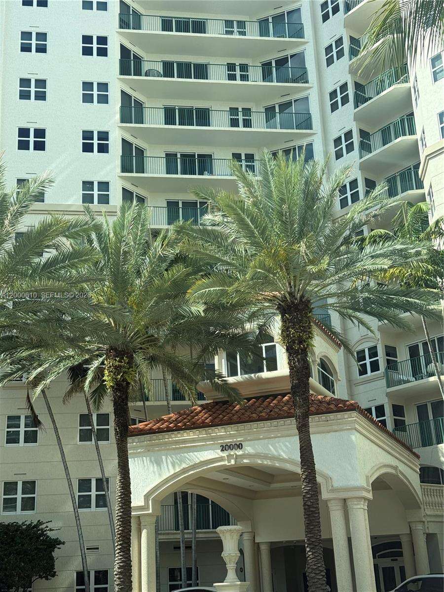 Turnberry Village North at 20000 Country Club Dr, Aventura, FL 33180 - For Sale photo 1