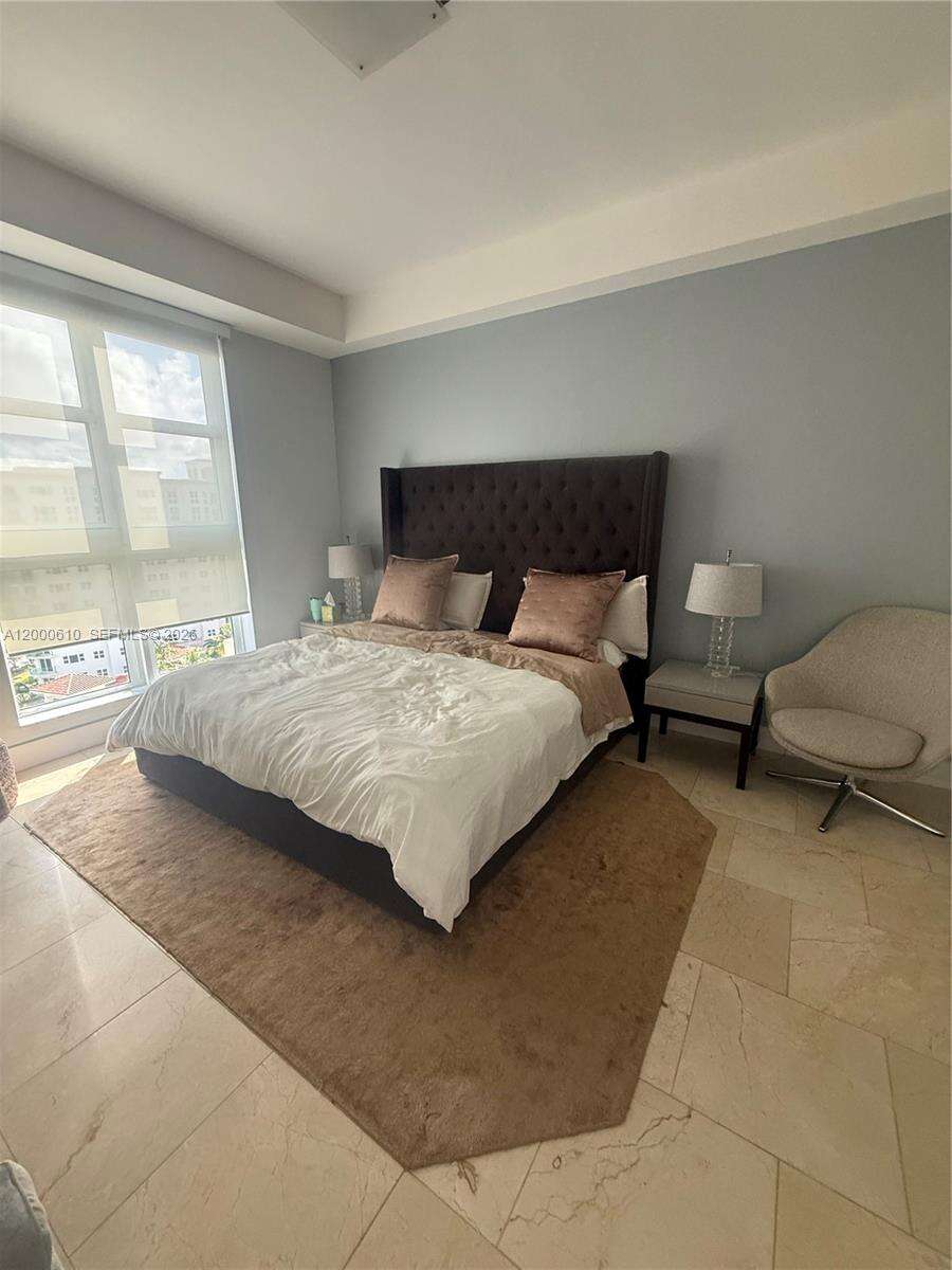 Turnberry Village North at 20000 Country Club Dr, Aventura, FL 33180 - For Sale photo 12