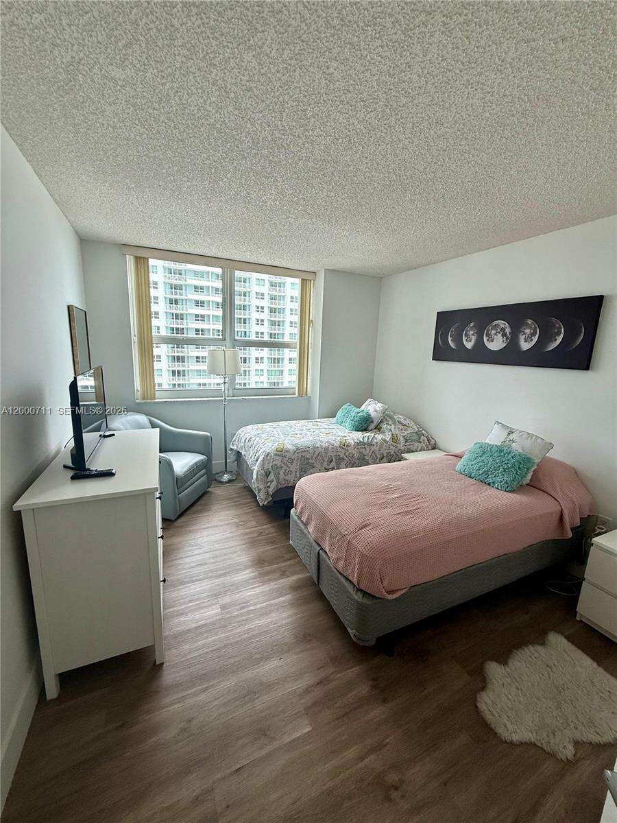 The Mark On Brickell at 1155 Brickell Bay Dr, Miami, FL 33131 - For Sale photo 13