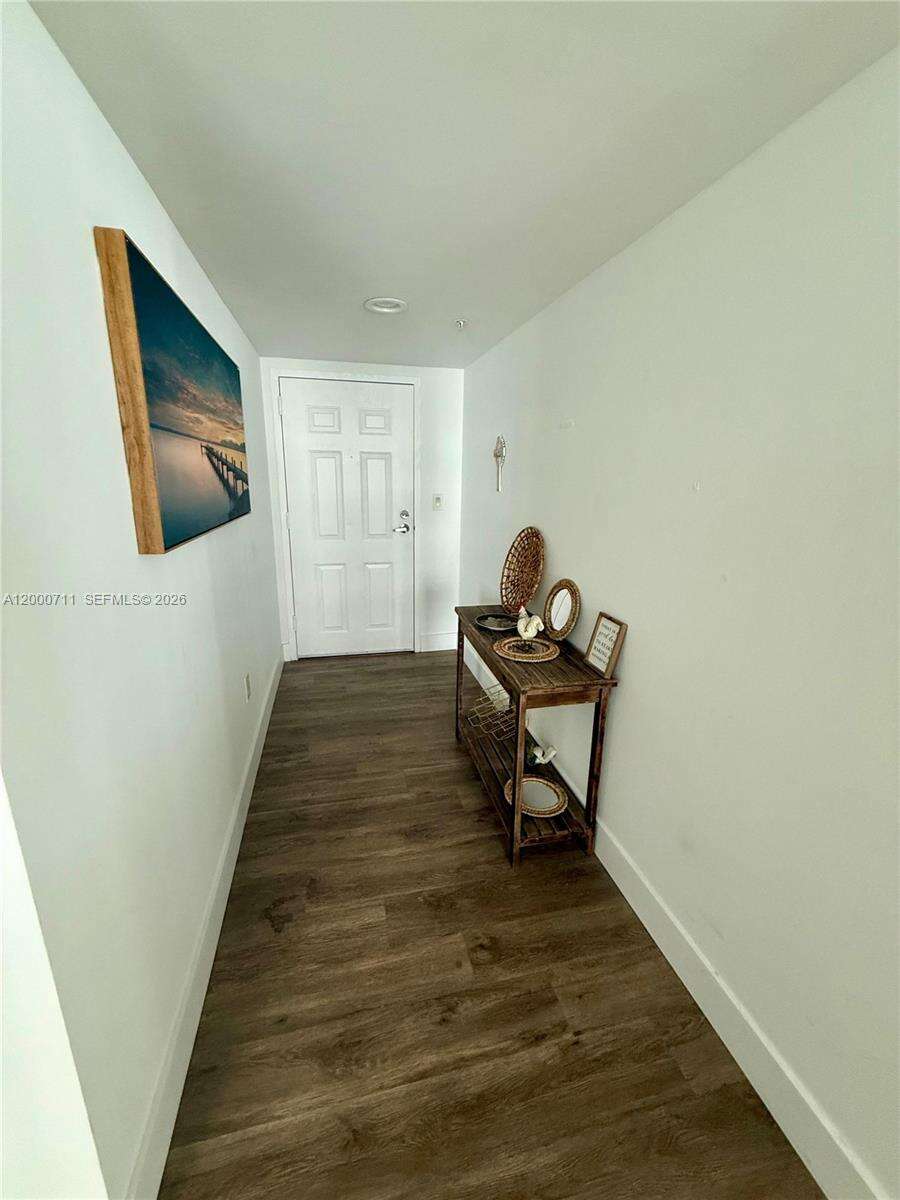 The Mark On Brickell at 1155 Brickell Bay Dr, Miami, FL 33131 - For Sale photo 3