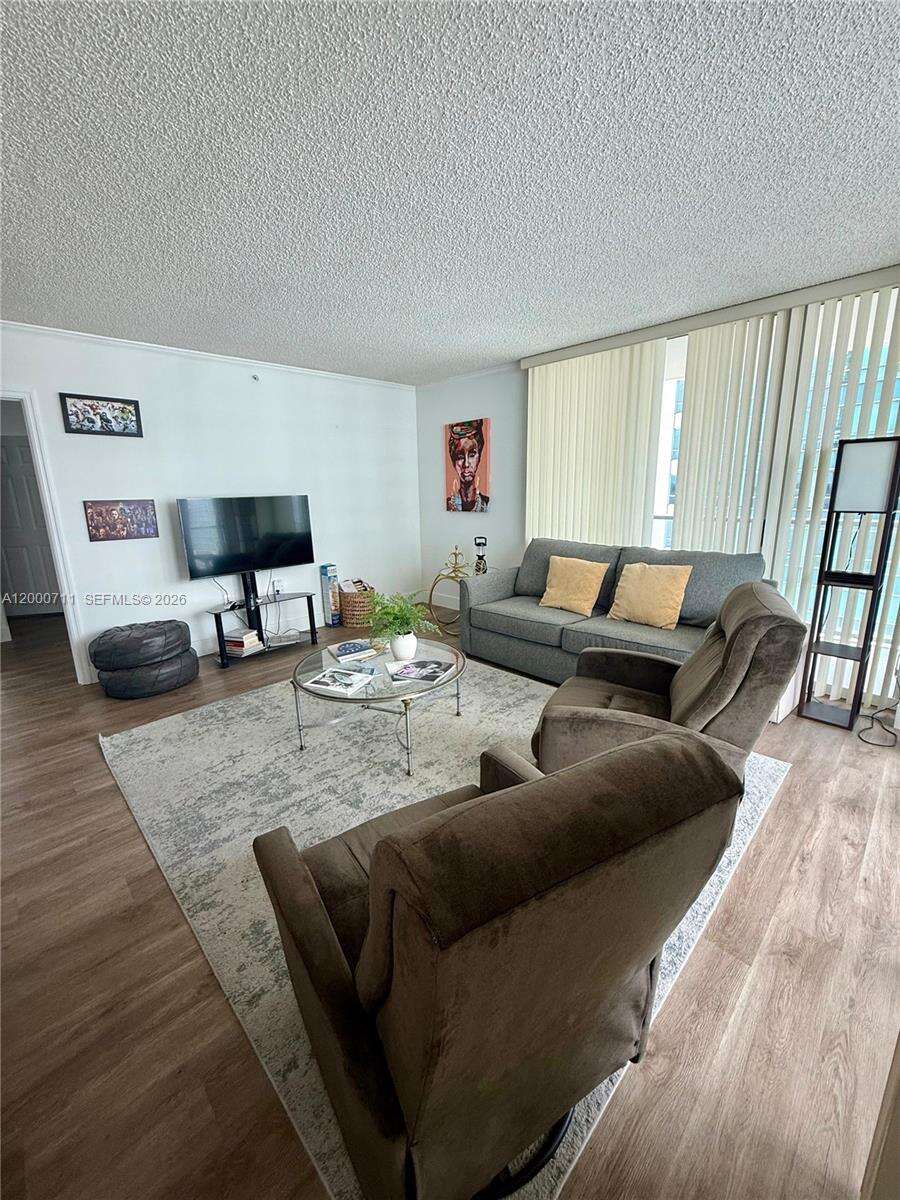 The Mark On Brickell at 1155 Brickell Bay Dr, Miami, FL 33131 - For Sale photo 7