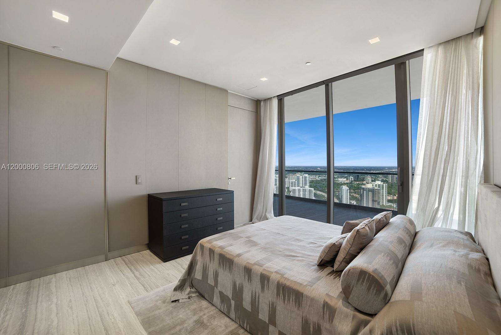 Armani Casa at 18975 Collins Ave, Sunny Isles Beach, FL 33160 - For Sale photo 39