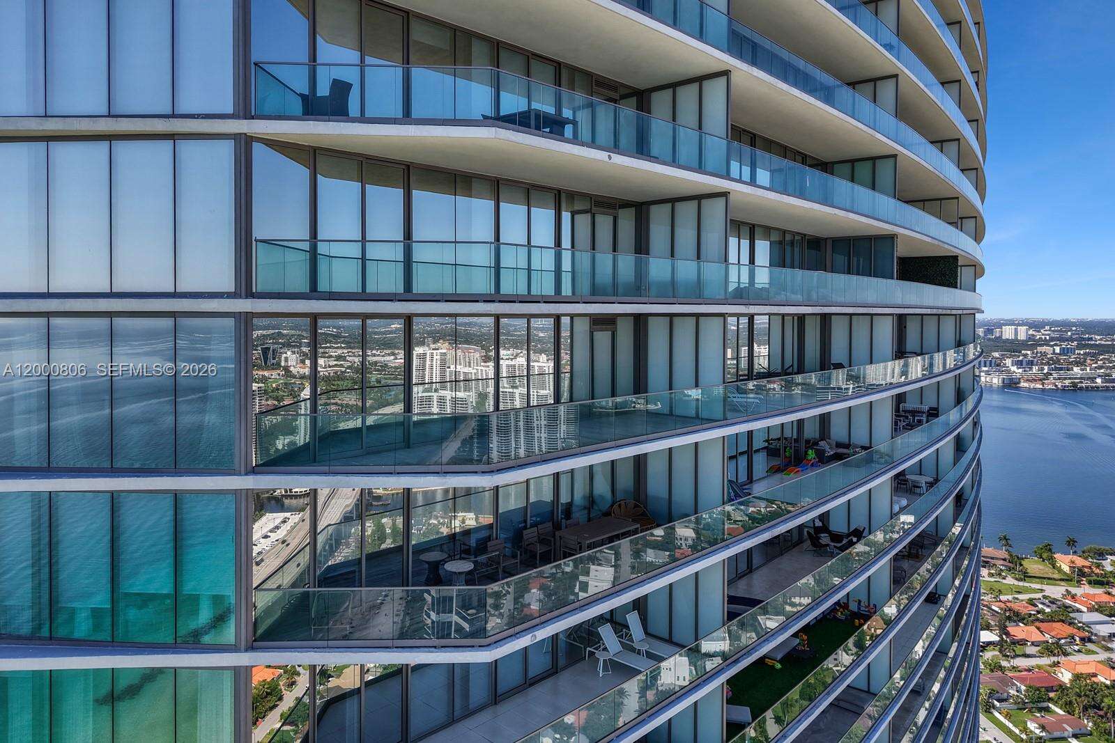 Armani Casa at 18975 Collins Ave, Sunny Isles Beach, FL 33160 - For Sale photo 61