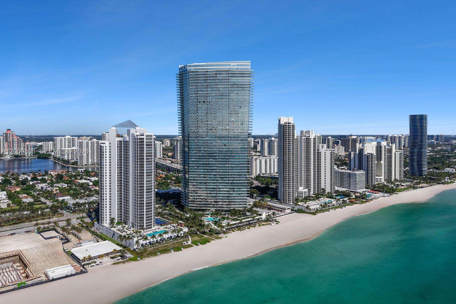 Armani Casa at 18975 Collins Ave, Sunny Isles Beach, FL 33160 - For Sale photo 68