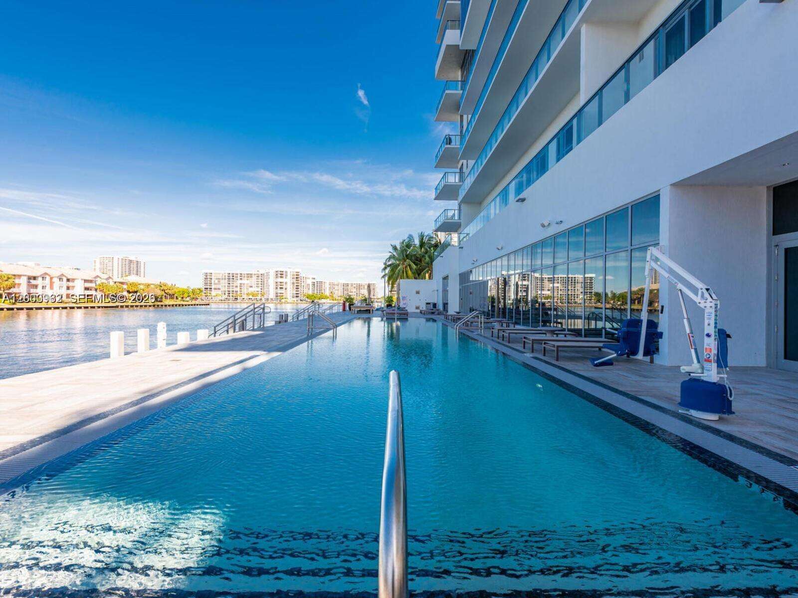 Hyde Beach House at 4010 Ocean Dr, Hollywood, FL 33019 - For Sale photo 26