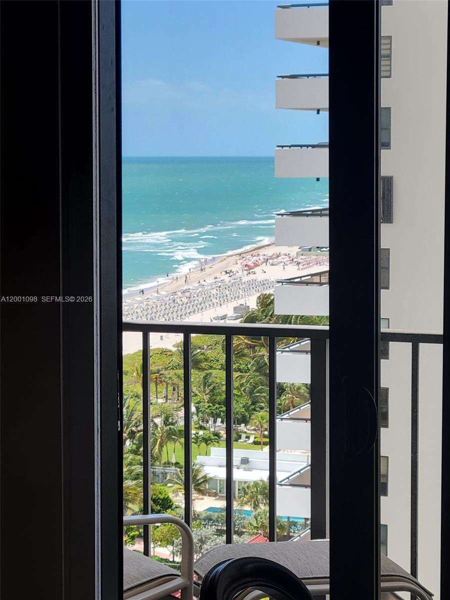 Oceanfront Plaza at 2625 Collins Ave, Miami Beach, FL 33140 - For Sale photo 17