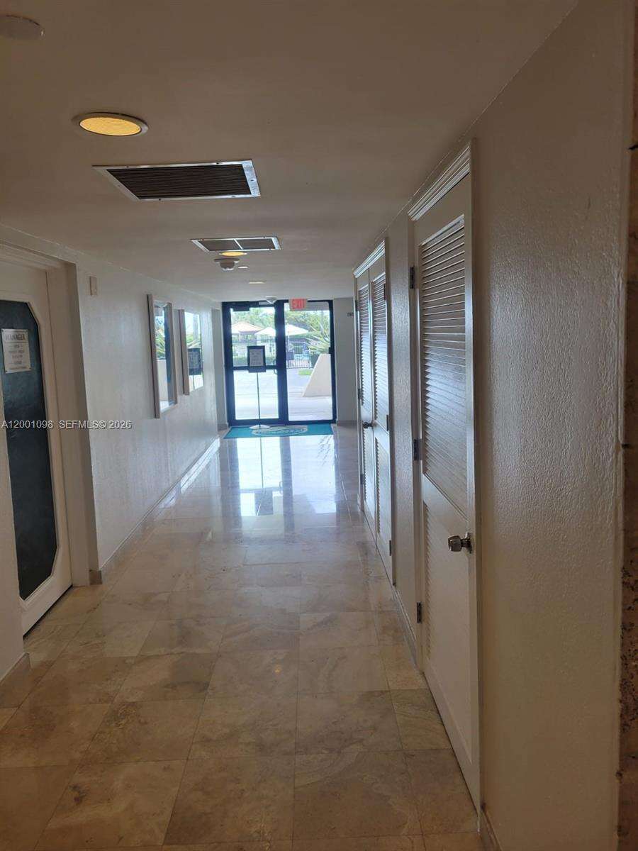 Oceanfront Plaza at 2625 Collins Ave, Miami Beach, FL 33140 - For Sale photo 25