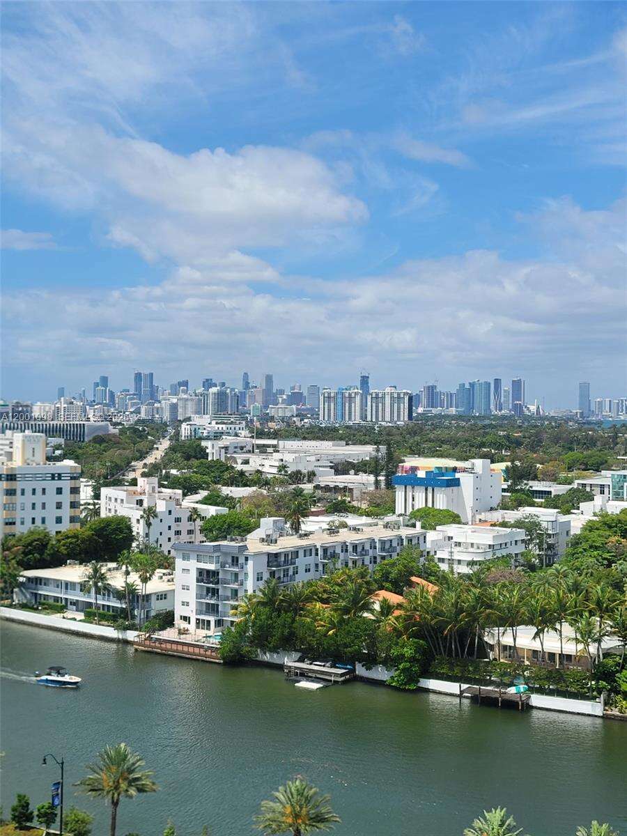 Oceanfront Plaza at 2625 Collins Ave, Miami Beach, FL 33140 - For Sale photo 8