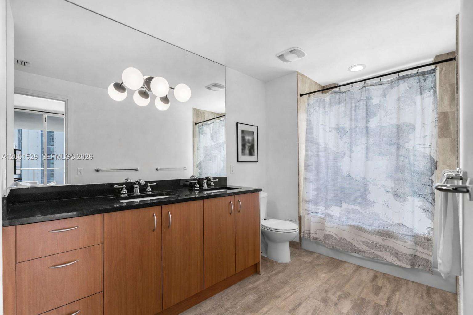 Met 1 at 300 Biscayne Blvd, Miami, FL 33131 - For Sale photo 12