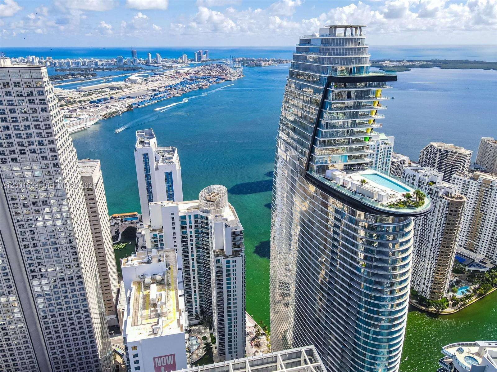 Met 1 at 300 Biscayne Blvd, Miami, FL 33131 - For Sale photo 20