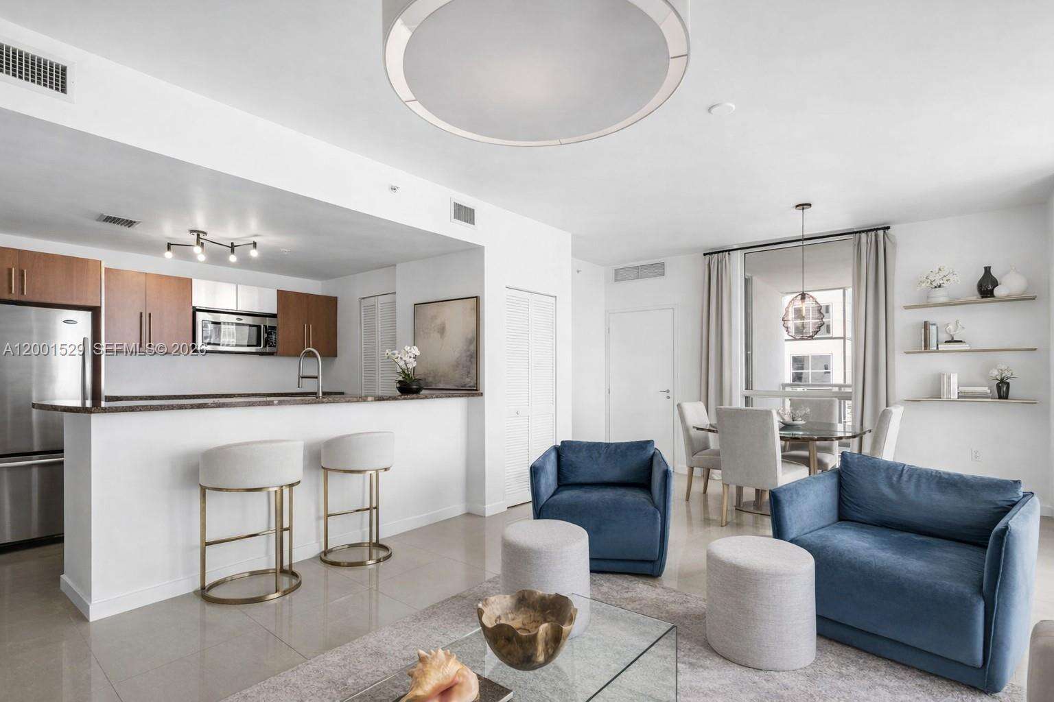 Met 1 at 300 Biscayne Blvd, Miami, FL 33131 - For Sale photo 5