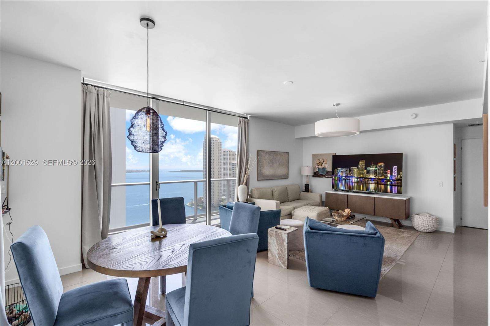Met 1 at 300 Biscayne Blvd, Miami, FL 33131 - For Sale photo 7