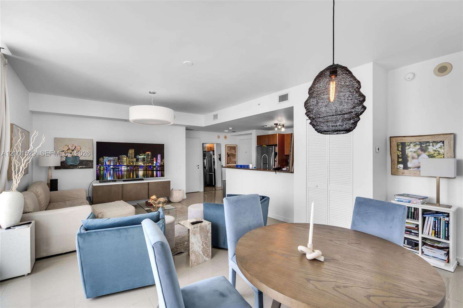Met 1 at 300 Biscayne Blvd, Miami, FL 33131 - For Sale photo 8
