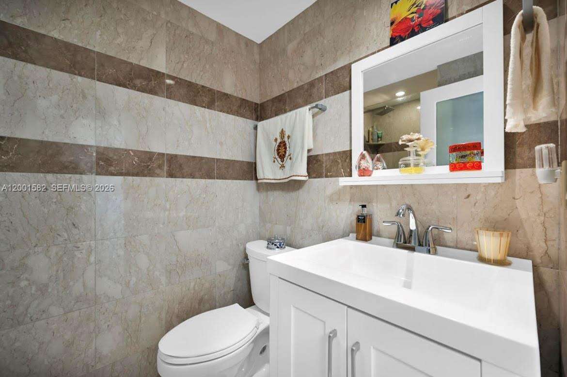The Pavilion at 5601 Collins Ave, Miami Beach, FL 33140 - For Sale photo 7