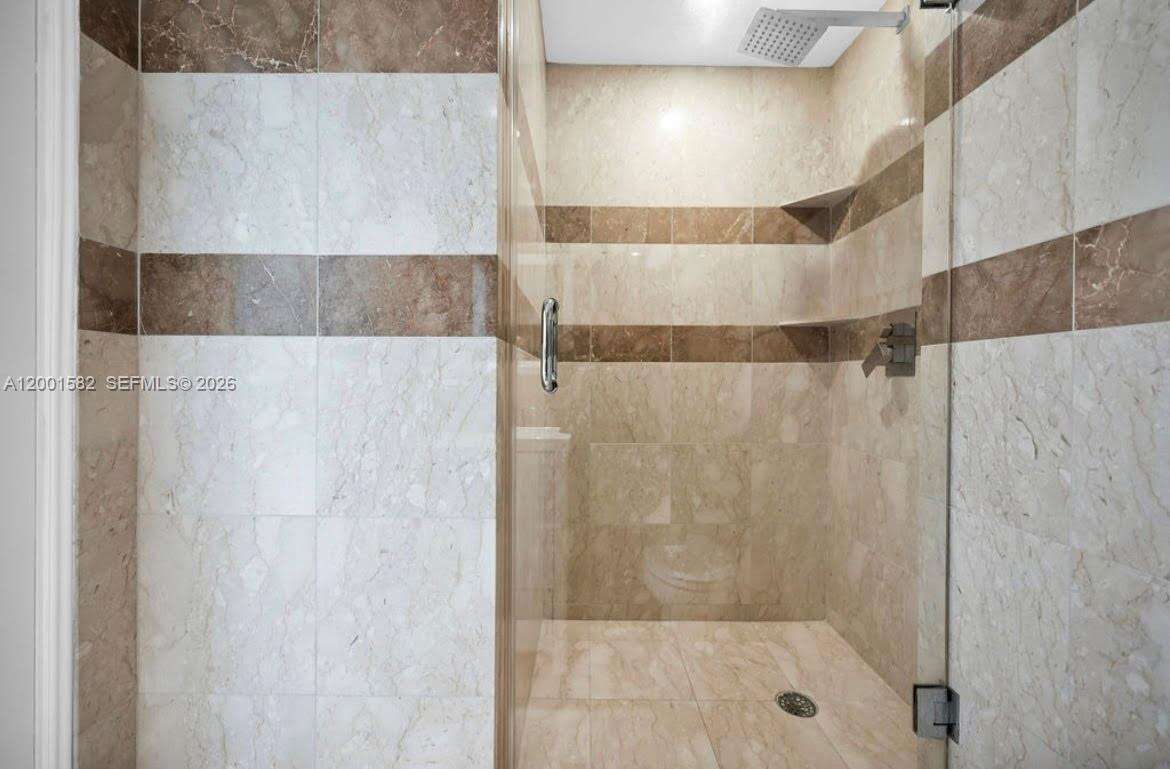 The Pavilion at 5601 Collins Ave, Miami Beach, FL 33140 - For Sale photo 8
