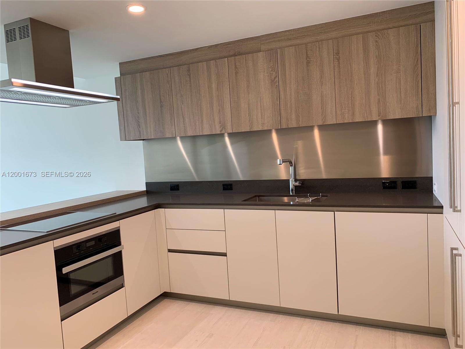 Brickell Flatiron at 1000 Brickell Plz, Miami, FL 33131 - For Sale photo 3