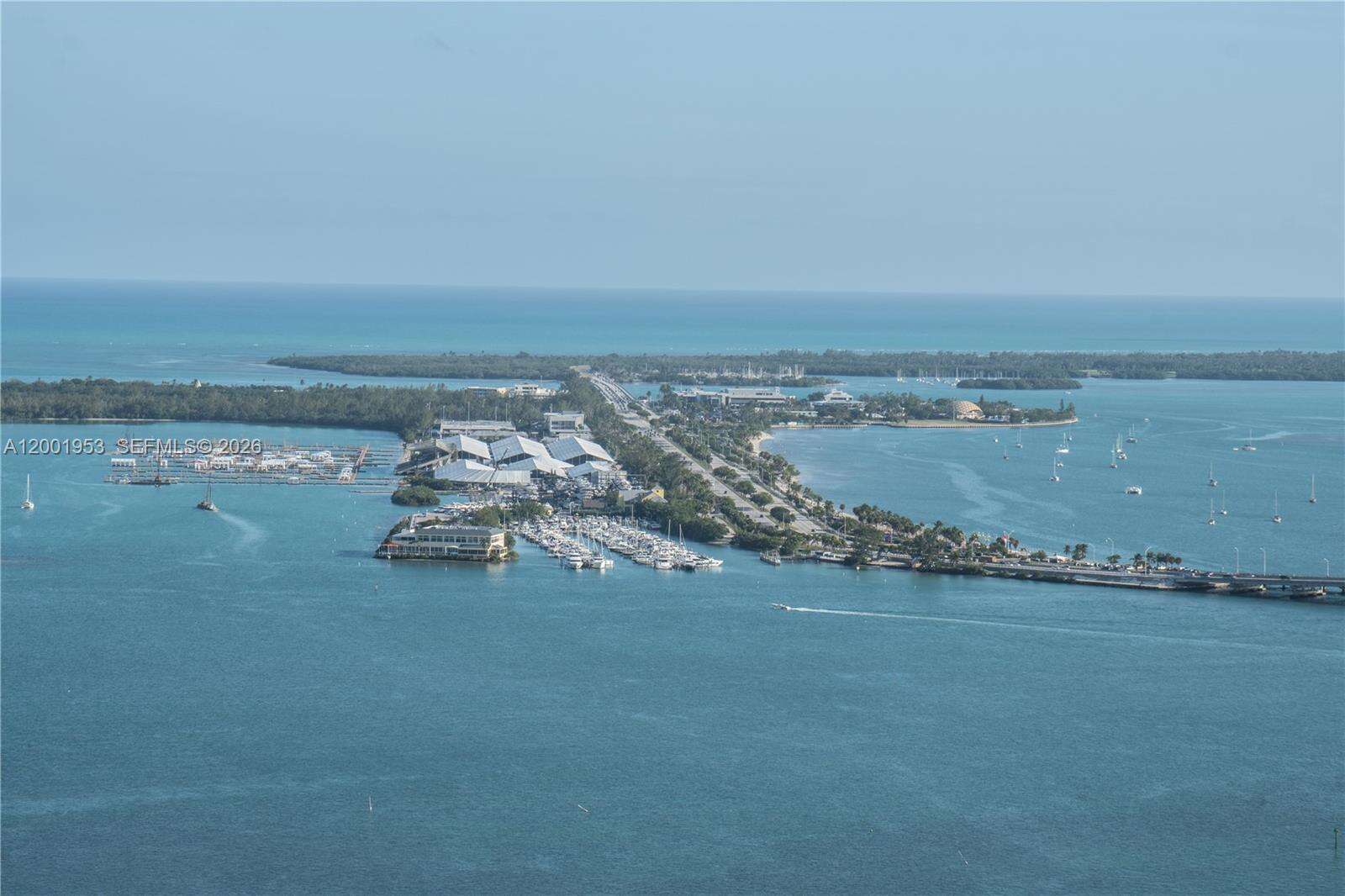 Jade At Brickell Bay at 1331 Brickell Bay Dr, Miami, FL 33131 - For Sale photo 25
