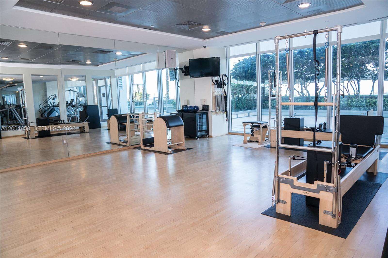 Jade At Brickell Bay at 1331 Brickell Bay Dr, Miami, FL 33131 - For Sale photo 28