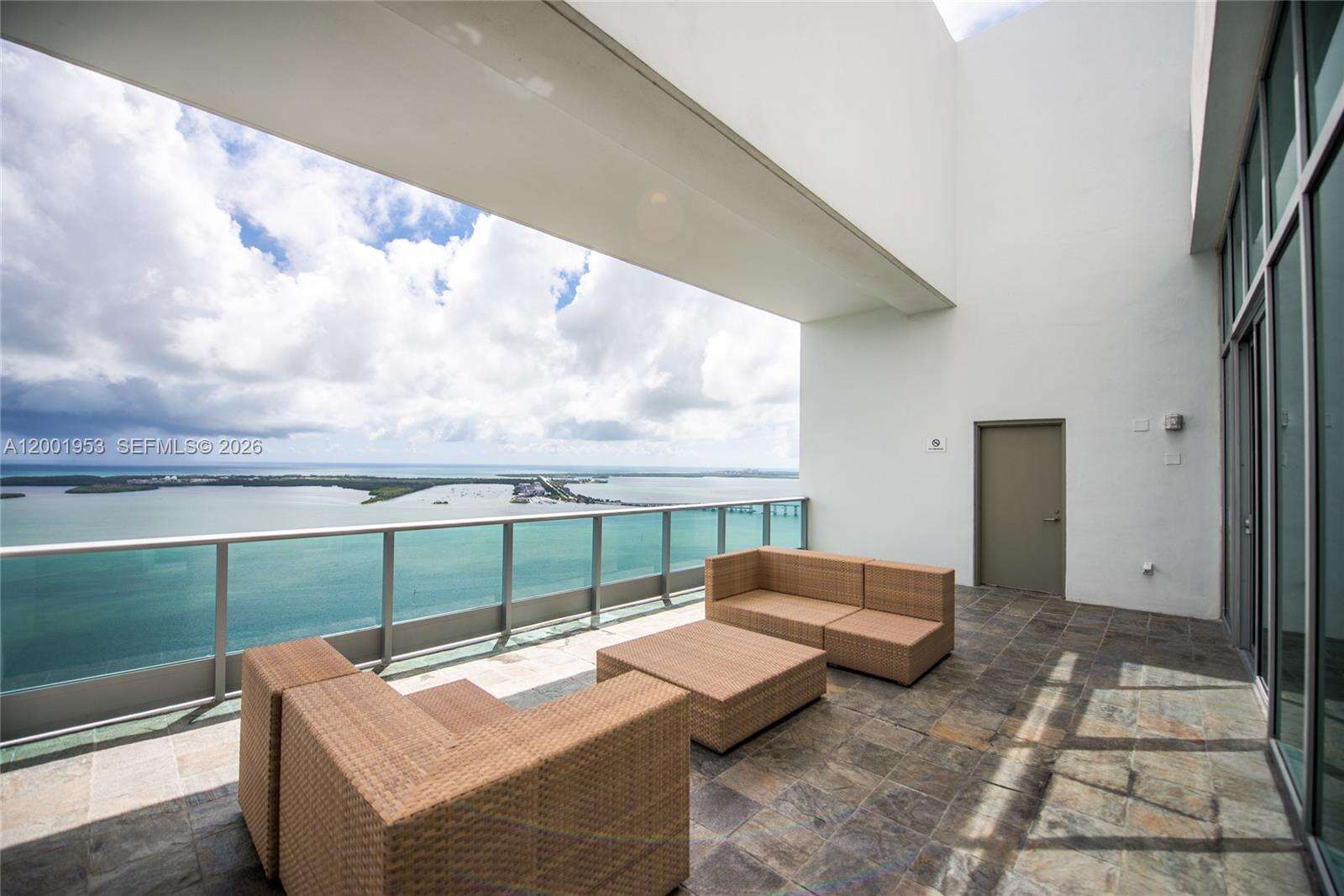 Jade At Brickell Bay at 1331 Brickell Bay Dr, Miami, FL 33131 - For Sale photo 33