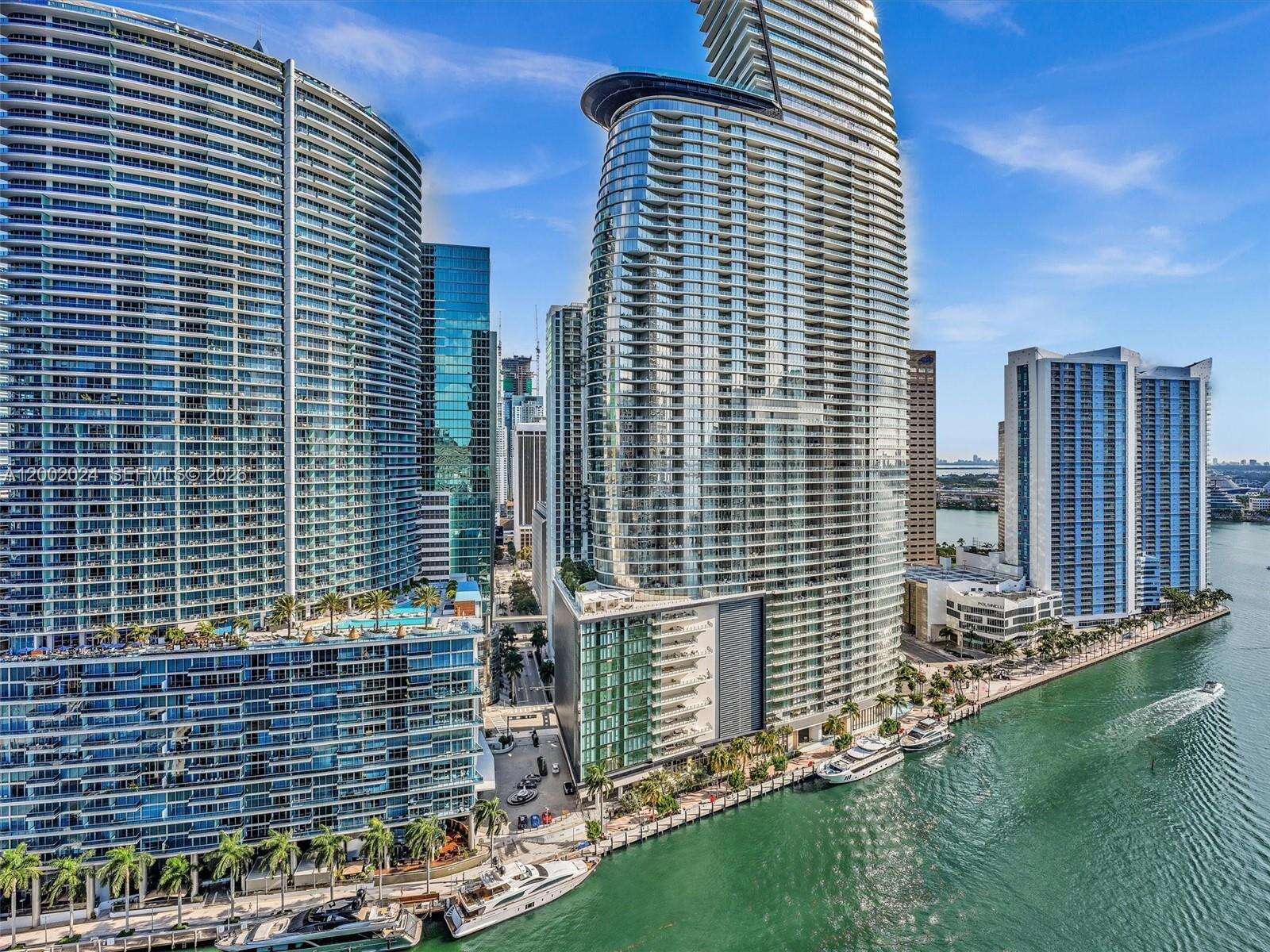 ICONBRICKELL CONDO NO 1 - 475 Brickell Ave, Miami, FL 33131 | Picture 13